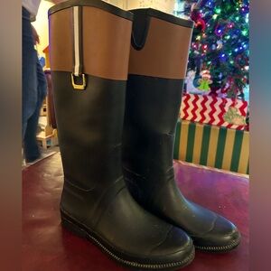 Size 8 Tommy Hilfiger Rain Boots